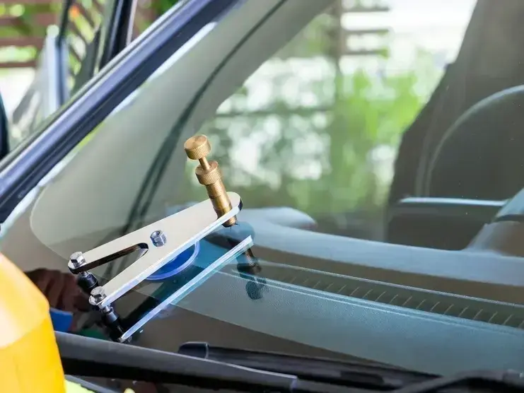 Windshield Repair Services