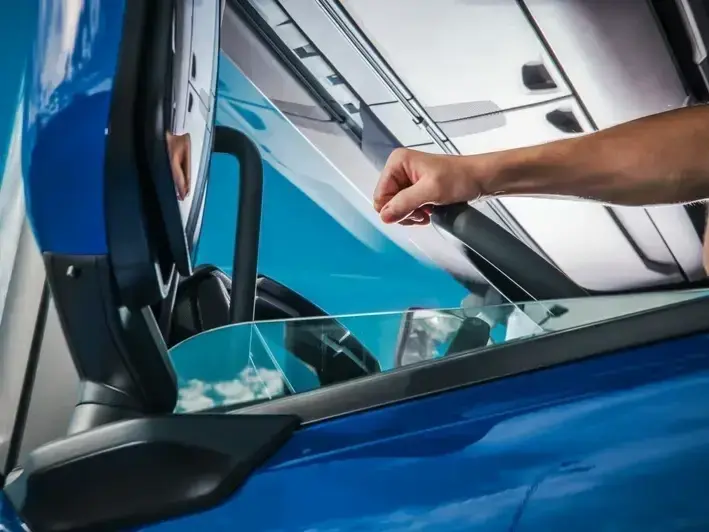 #1 Side Window Replacement in Bothell: Safe, Fast, and Compliant